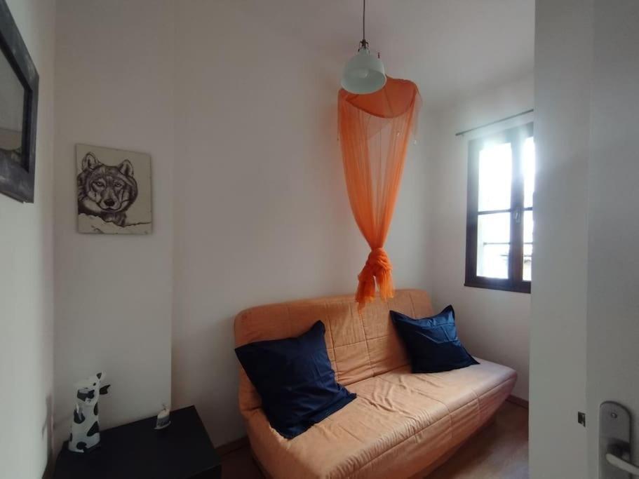 Appartement En Plein Centre. 卡庞特拉 外观 照片