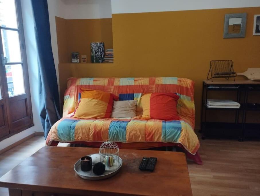 Appartement En Plein Centre. 卡庞特拉 外观 照片